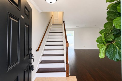 Touwnhouse à louer à Tampa, Floride: 2 chambres, 117.89 m2 № 2157500 - photo 2