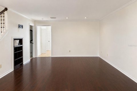 Touwnhouse à louer à Tampa, Floride: 2 chambres, 117.89 m2 № 2157500 - photo 4