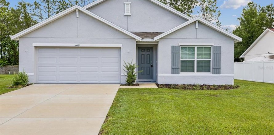 House in Spring Hill, Florida 4 bedrooms, 170.01 sq.m. № 1781162