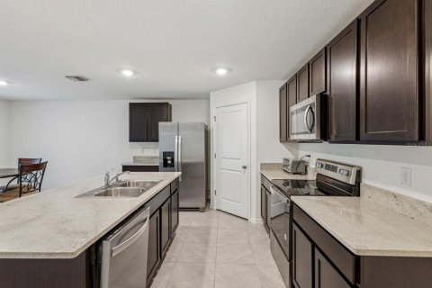 House in Spring Hill, Florida 4 bedrooms, 170.01 sq.m. № 1781162 - photo 7