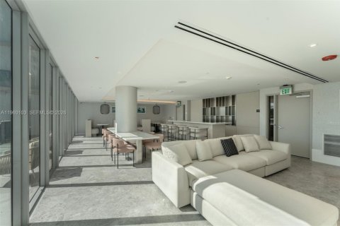 Copropriété à vendre à Bay Harbor Islands, Floride: 4 chambres, 232.44 m2 № 2025984 - photo 28