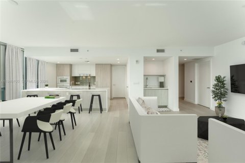 Copropriété à vendre à Bay Harbor Islands, Floride: 4 chambres, 232.44 m2 № 2025984 - photo 3