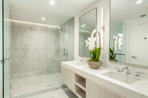 Copropriété à vendre à Bay Harbor Islands, Floride: 4 chambres, 232.44 m2 № 2025984 - photo 23