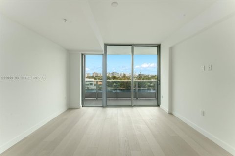 Copropriété à vendre à Bay Harbor Islands, Floride: 4 chambres, 232.44 m2 № 2025984 - photo 18