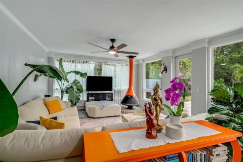 Villa ou maison à vendre à Cocoa, Floride: 3 chambres, 223.43 m2 № 2220080 - photo 27