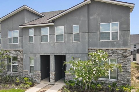 Townhouse in Kissimmee, Florida 5 bedrooms, 213.12 sq.m. № 1679167 - photo 3