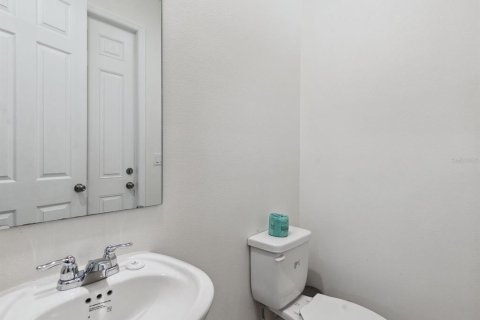 Townhouse in Kissimmee, Florida 5 bedrooms, 213.12 sq.m. № 1679167 - photo 18