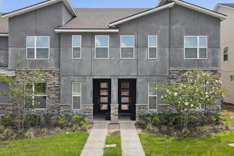 Townhouse in Kissimmee, Florida 5 bedrooms, 213.12 sq.m. № 1679167 - photo 2