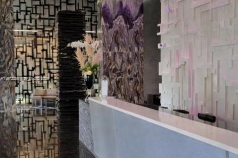 Condominio en venta en Hallandale Beach, Florida, 3 dormitorios, 145.95 m2 № 2032915 - foto 13