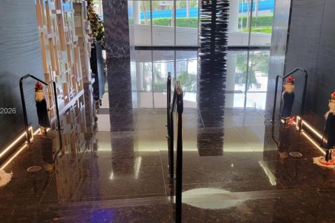 Condominio en venta en Hallandale Beach, Florida, 3 dormitorios, 145.95 m2 № 2032915 - foto 5