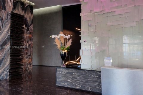 Condominio en venta en Hallandale Beach, Florida, 3 dormitorios, 145.95 m2 № 2032915 - foto 12