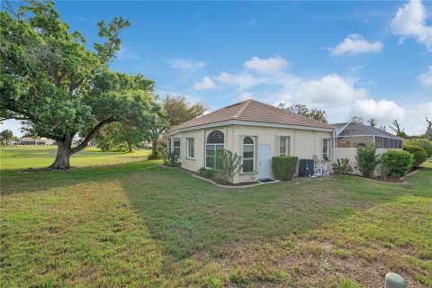 House in Englewood, Florida 3 bedrooms, 196.86 sq.m. № 2103241 - photo 27