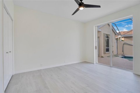 House in Englewood, Florida 3 bedrooms, 196.86 sq.m. № 2103241 - photo 14