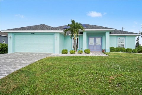 Casa en Port Charlotte, Florida 3 dormitorios, 162.02 m2 № 2258235