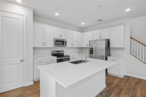 Casa en venta en Apopka, Florida, 4 dormitorios, 248.89 m2 № 1558438 - foto 3