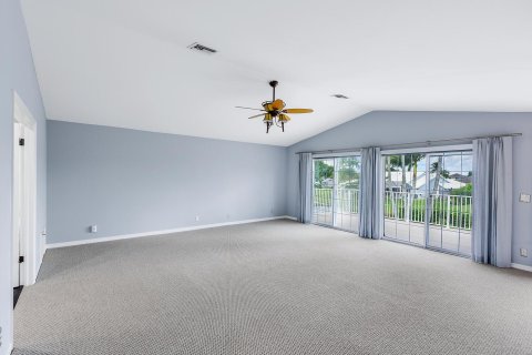 House in Wellington, Florida 3 bedrooms, 327.29 sq.m. № 2169843 - photo 23