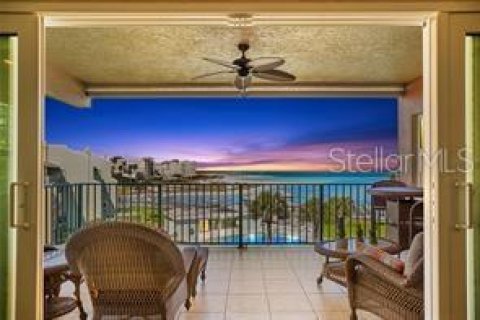 Condo in Saint Petersburg, Florida, 3 bedrooms  № 1848618 - photo 12
