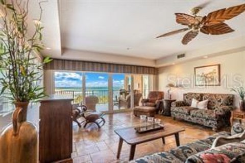 Condo in Saint Petersburg, Florida, 3 bedrooms  № 1848618 - photo 8