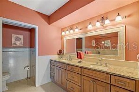 Condo in Saint Petersburg, Florida, 3 bedrooms  № 1848618 - photo 21