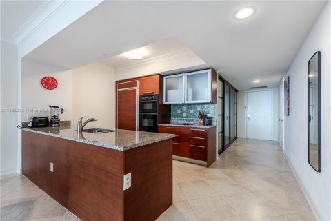 Copropriété à louer à Hallandale Beach, Floride: 3 chambres, 144.37 m2 № 2062990 - photo 16