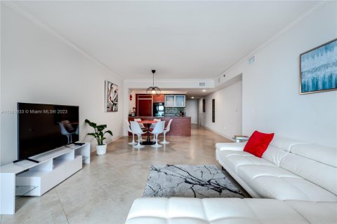 Copropriété à louer à Hallandale Beach, Floride: 3 chambres, 144.37 m2 № 2062990 - photo 10
