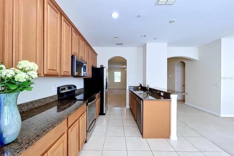 Townhouse in Tampa, Florida 4 bedrooms, 244.15 sq.m. № 2208890 - photo 30