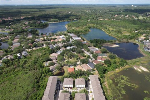 Townhouse in Tampa, Florida 4 bedrooms, 244.15 sq.m. № 2208890 - photo 9