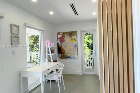 Villa ou maison à louer à Key Largo, Floride: 4 chambres, 213.68 m2 № 1997334 - photo 9