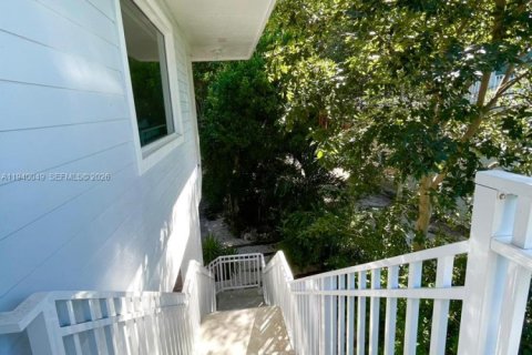 Villa ou maison à louer à Key Largo, Floride: 4 chambres, 213.68 m2 № 1997334 - photo 8