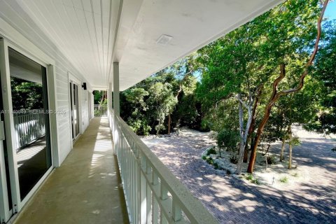 Villa ou maison à louer à Key Largo, Floride: 4 chambres, 213.68 m2 № 1997334 - photo 20