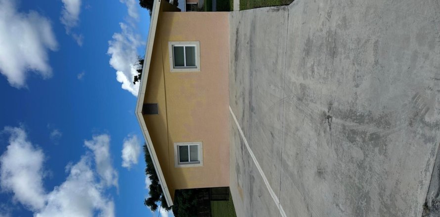 Touwnhouse à St. Lucie, Floride 2 chambres, 115.94 m2 № 2417589