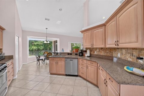 House in Reddick, Florida 3 bedrooms, 231.79 sq.m. № 2259426 - photo 17