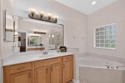 House in Reddick, Florida 3 bedrooms, 231.79 sq.m. № 2259426 - photo 29