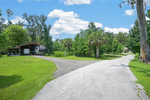 House in Reddick, Florida 3 bedrooms, 231.79 sq.m. № 2259426 - photo 4