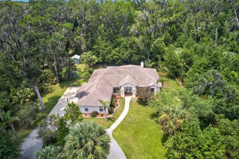 House in Reddick, Florida 3 bedrooms, 231.79 sq.m. № 2259426 - photo 2