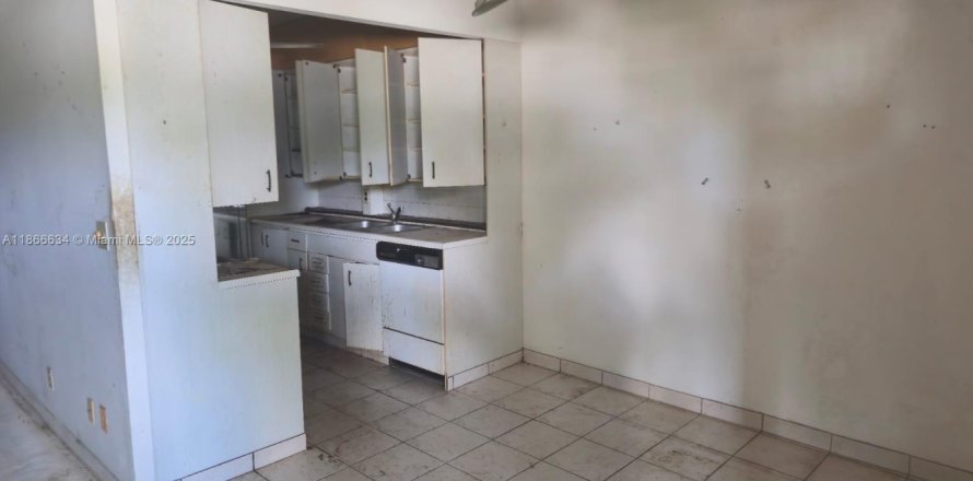 Condo in Deerfield Beach, Florida, 2 bedrooms  № 2010751