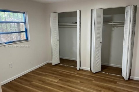 Купить коммерческую недвижимость в Майами, Флорида 168.52м2, № 2046252 - фото 12