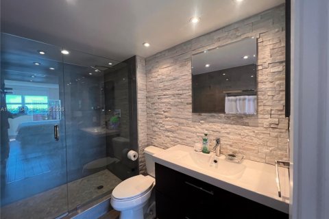 Copropriété à vendre à Miami Beach, Floride: 2 chambres, 101.26 m2 № 2010078 - photo 7