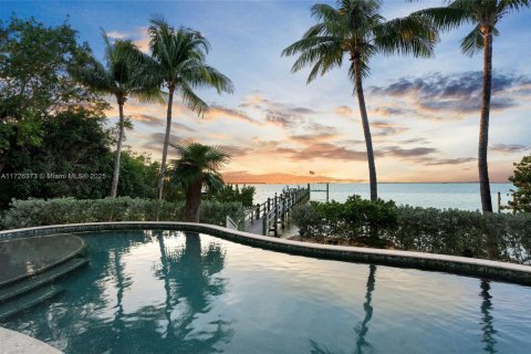 Casa en Key Largo, Florida 5 dormitorios, 565.12 m2 № 2056784