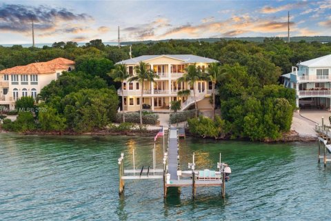 Casa en venta en Key Largo, Florida, 5 dormitorios, 565.12 m2 № 2056784 - foto 20