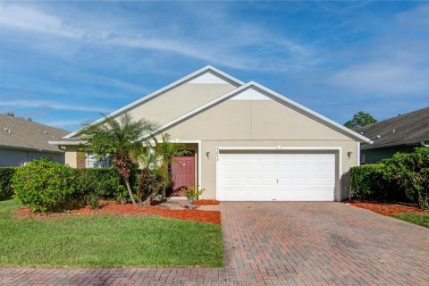 House in Orlando, Florida 4 bedrooms, 180.42 sq.m. № 1796017 - photo 1