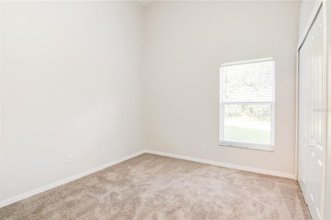 House in Orlando, Florida 4 bedrooms, 180.42 sq.m. № 1796017 - photo 17