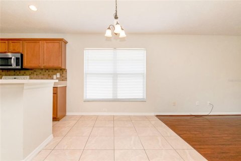 House in Orlando, Florida 4 bedrooms, 180.42 sq.m. № 1796017 - photo 9