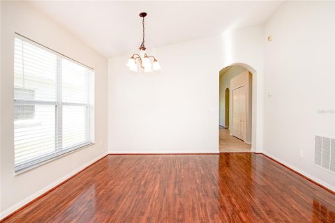 House in Orlando, Florida 4 bedrooms, 180.42 sq.m. № 1796017 - photo 5