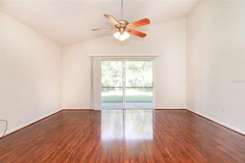 House in Orlando, Florida 4 bedrooms, 180.42 sq.m. № 1796017 - photo 10