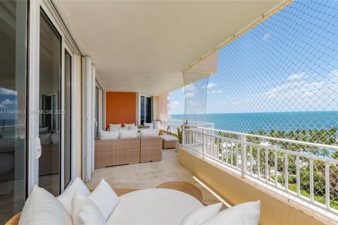 Condo in Key Biscayne, Florida, 4 bedrooms  № 2002718 - photo 13