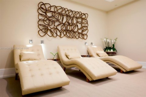 Condo in Key Biscayne, Florida, 4 bedrooms  № 2002718 - photo 25