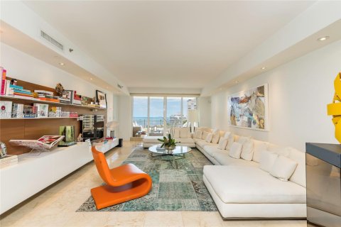 Condo in Key Biscayne, Florida, 4 bedrooms  № 2002718