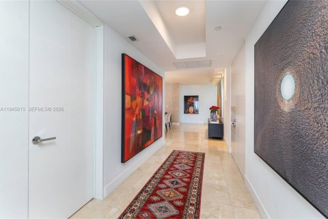 Condo in Key Biscayne, Florida, 4 bedrooms  № 2002718 - photo 11