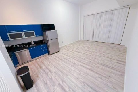 Copropriété à louer à Miami, Floride: 47.01 m2 № 2077285 - photo 4